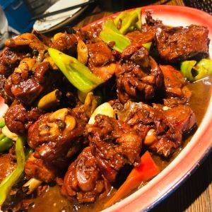 Jingya Xuan Hutong Mouth Stir-Fried Chicken
