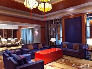 Pullman Hotel Jinjiang International Restaurant (Baolong Plaza Branch)