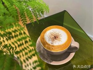 Er Mu Yu Coffee & Floral Art