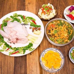 Shandong Restaurant · Stir-Fried Chicken is the Signature Dish