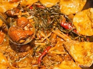 Xuzhou Earth Pot Stewed Chicken (Huangsigu West Road Branch)
