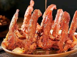 Uncle Lu Salted Chicken Shop