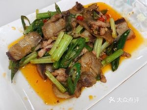 Wei Jia Sichuan Restaurant (Pangnan Village South District Store)
