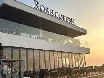 ROSE COFFEE • Rose Garden