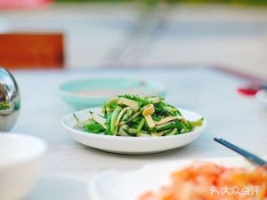 Lake Center Restaurant (Xishan Changsha Island Store)