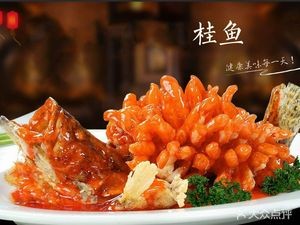 Suzhou Taihu Liangchen Meijing · He Restaurant