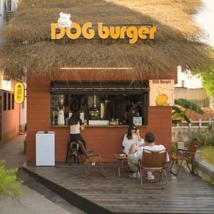 DOG burger · Dog Burger & Coffee (Taishan Island Store)