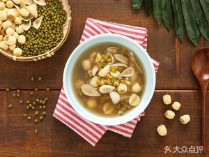 9999+ Potato Stew with Beef, Pork Ribs, and Chicken Thigh Rice