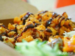 Invincible Crispy Chicken Rice (Wanbao Shopping Plaza Branch)