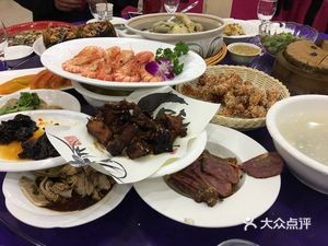 Yingbin Lou Hotel (Haizhou Road Branch)