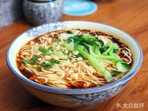 Yu Yu Small Noodle House (Changshu Outlets Store)