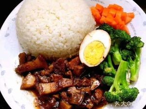 藏龙小吃店
