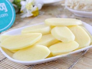 This Place Yellow Braised Chicken Rice