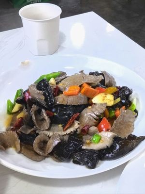 Old Restaurant Chuan-Xiang Home Cooking (Meigui Bay Store)