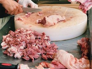 Xinjiang Good Brothers Delicious Lamb Skewers (Meigui Bay Branch)