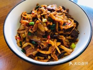 Xiangwei Xiao Chu Kitchen (Chunhui Store)