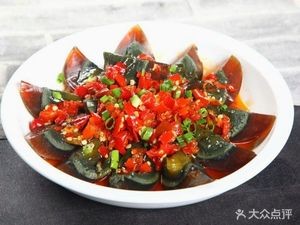 Yipin Renjia Xiangcuisine (Zhujing Garden Branch)