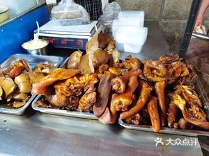 Liuhe Specialty Old Floating Bridge Pig Head Meat