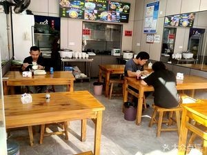 Chengji Braised Chicken Rice