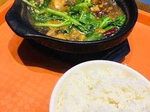 Yellow Braised Chicken Rice (Xinfal Road Branch)