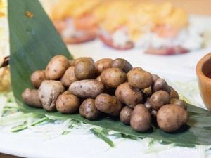 Nian Su Li • Candy Cane (Tianhong Shopping Center Zhonghua Road Store)