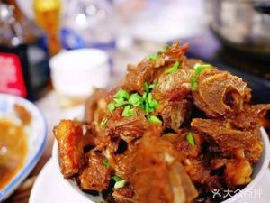 Zhaoshu Xiao Miao Yangrouguan (Huaqiang Yangguang Duchang Huudian)