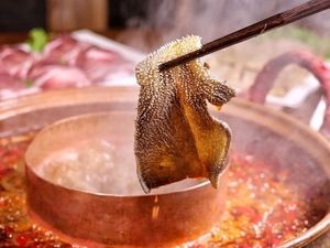 Golden Three Gorges Hot Pot (Shengpu Branch)