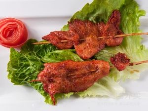 Lao Gu Barbecue (Fenhú Store)