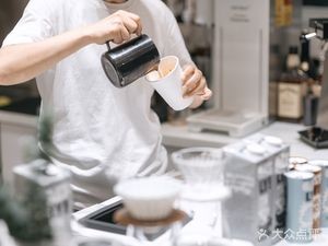 Ròu Duō Zī Steak Light Food Experience Store (Garden Branch)