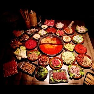 Fragrant World Sichuan Old Hot Pot (Xindu Huizhong Branch)