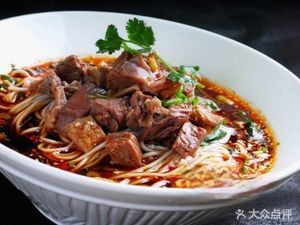 Ajie Huainan Beef Soup (Lujia Bang South Road Store)