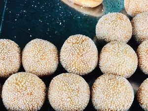 Guangfu Deaf Crab Bun (Zang Bookstore)