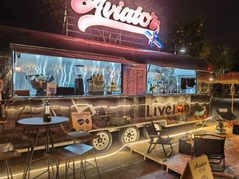 Aviator X Light Sweet · Coffee & Dessert Cart