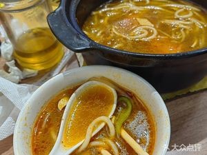 Yi Xian Yuan Crossing Bridge Rice Noodles (OYO Tian Shui Ge Business Hotel Branch)