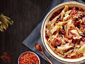 Mengcheng Famous Hand-Torn Spicy Chicken