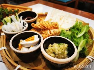 Li Family Home-style Cuisine (Binhu Jiaoyuan Store)