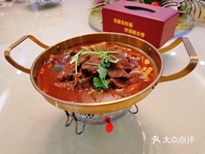 Hometown Friends Farmhouse Cuisine (Feicui Garden Store)