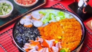 Hukou Duo Shi Northeastern Old-Style Barbecue Rice Bowl