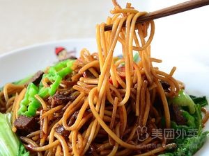 Sichuan Spicy Stir-fried Rice and Noodles