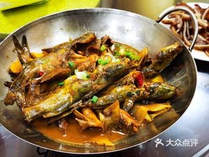 Swan Lake Restaurant Local Cuisine (Fei Cui Road Branch)