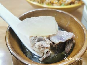 Steamed Soup Pavilion • Clay Pot Soup