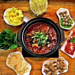 过夏牛杂馆(太湖路店)