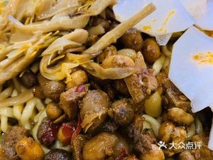 Century Old Braised Noodles (Dashi Cai Branch)