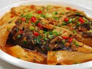 Cuihua Family Fish Head · Farmhouse Cuisine (Lanxi Town Branch)