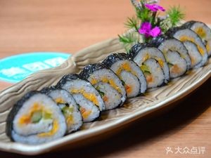 Banqi Sushi (Xinhua College Store)