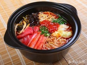 Maosi A Po Yunnan Crossing Bridge Rice Noodles (Shushan Courtyard Store)