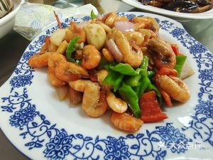 Village Restaurant (Dazhong Road Branch)