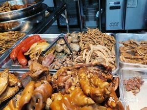 Freshly Cooked Seasoned Meat (Poly Luolan Springtime Store)