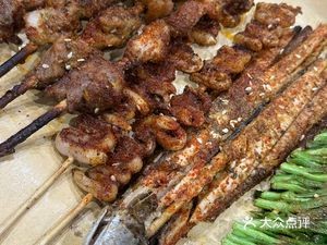 Xinjiang Afanti Barbecue Carbon Pot Lamb