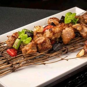 Yungu Ming Yan (Linhu Community Yi Yuan Store)